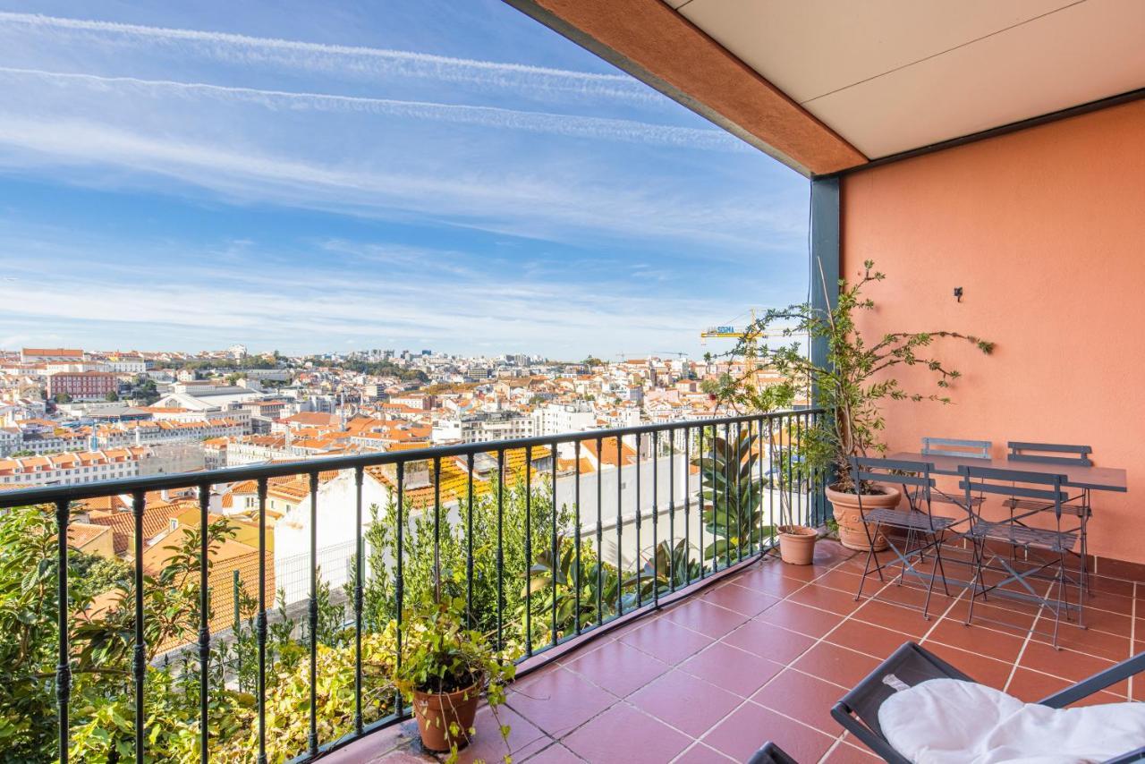 Castelo Design Aparment W/ Balcony & Super View By Lovelystay 리스본 외부 사진