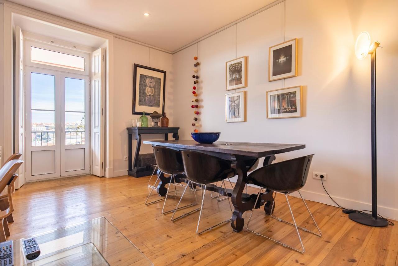 Castelo Design Aparment W/ Balcony & Super View By Lovelystay 리스본 외부 사진